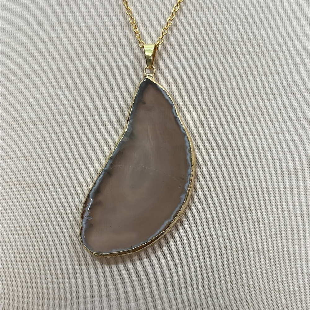 18k Gold Edge Creamy Brown Agate Pendant Necklace